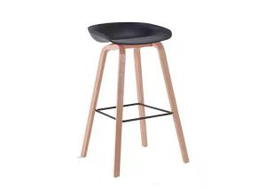 China Hollowed Backrest Black Tall Bar Stools 75cm Leather Bar Stools With Wooden Legs wholesale