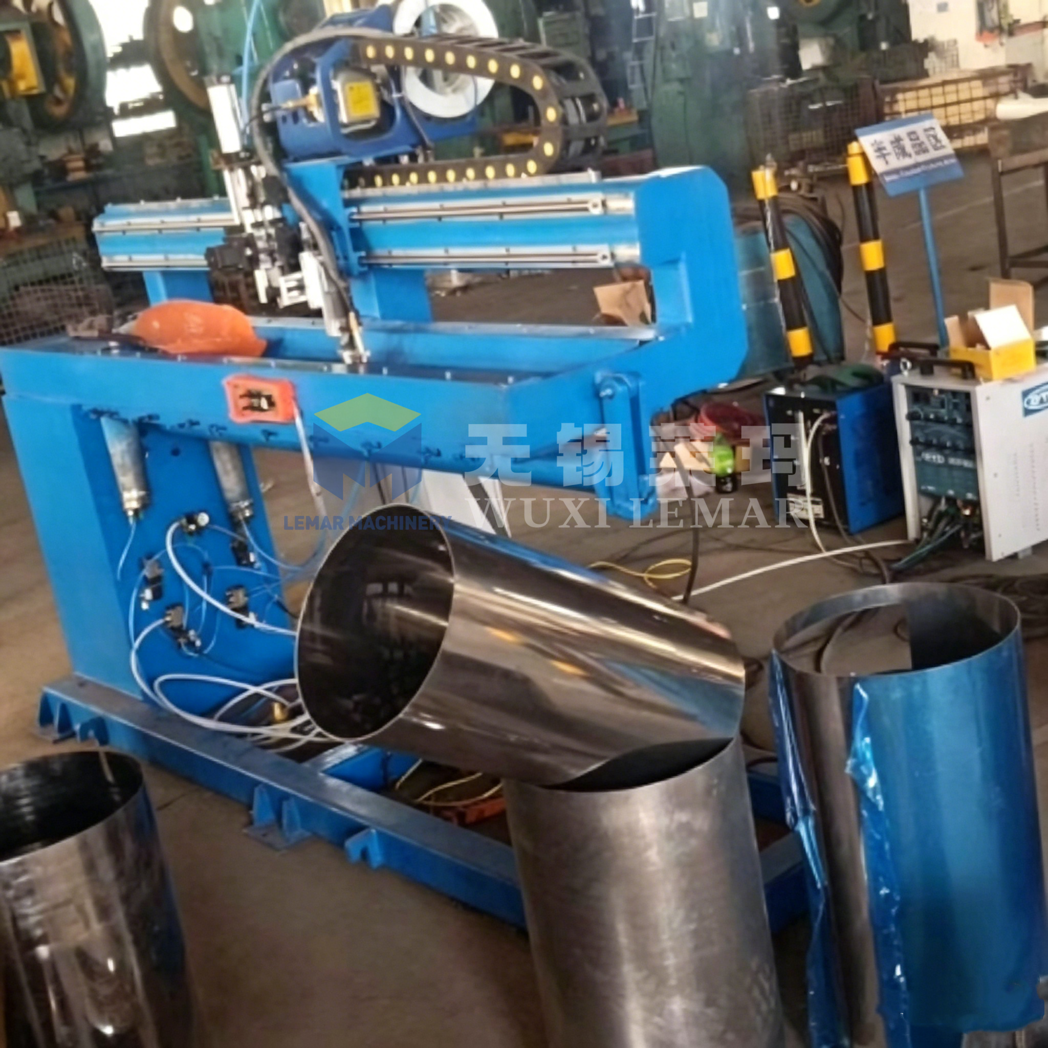 800mm Pneumatic Seam Welding Machine, Longitudinal Straight Seam Welder for Stainless Steel Tank Barrel