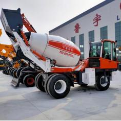 China Used Concrete Mixer Yuchai Engine 9000kg Curb Weight 6 Meters Brand New Self Loading Mixing Truck wholesale