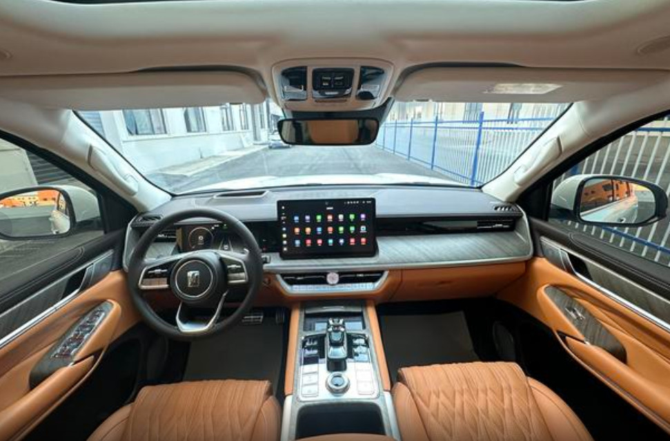 Tank 500 Hi4-T 2023 model 2.0T Hi4-T Great Wall Motors Medium and large SUV 2.0T 252 horsepower L4 plug-in hybrid