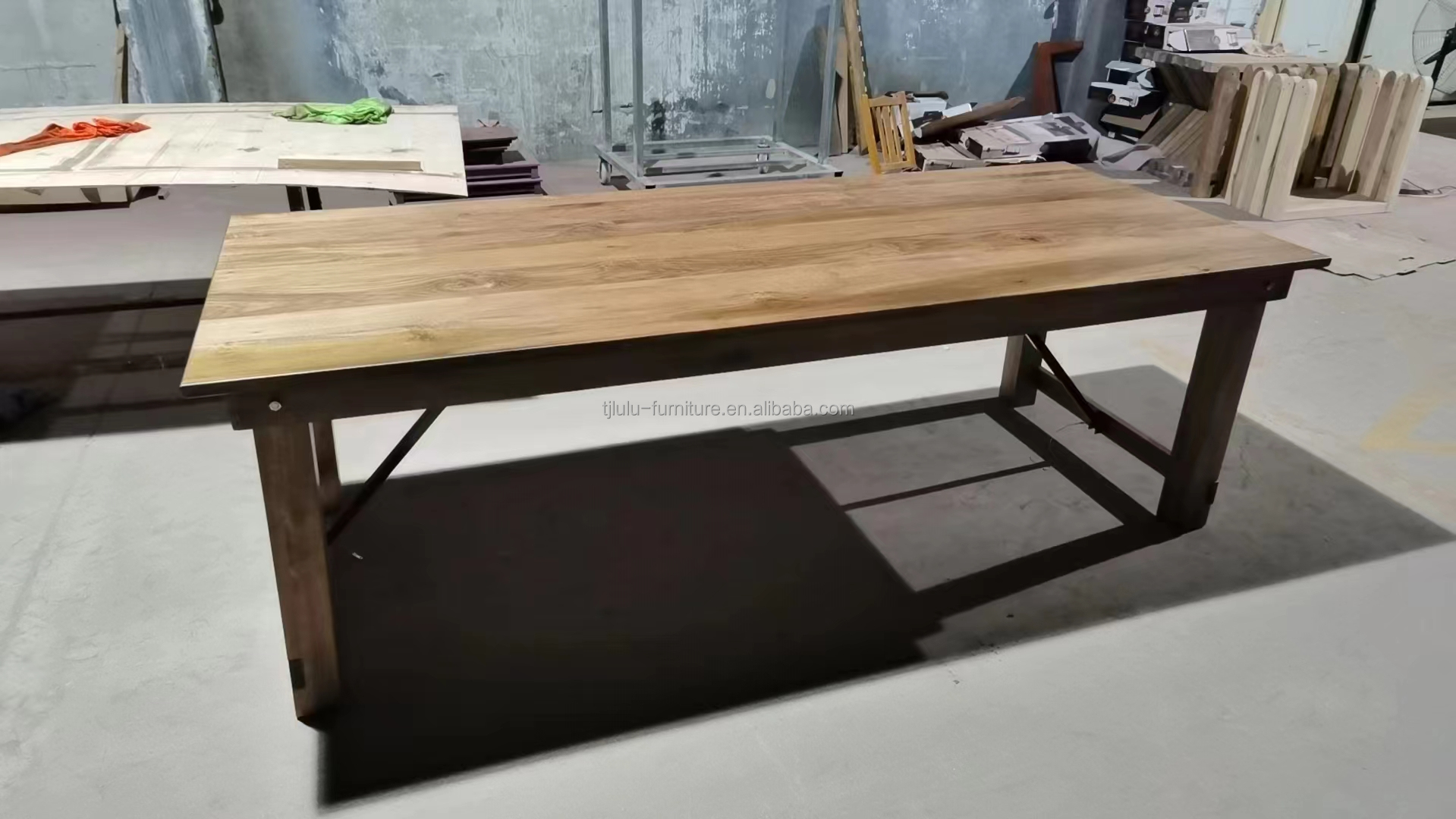 Banquet Hotel Home Wooden Folding Farm Table with Solid Pine Wood