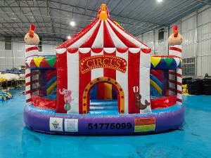 China Clown Themed PVC 5.2x5m Inflatable Combos Adult Bouncy Castle Professional Bounce House Blow Up Jump House wholesale