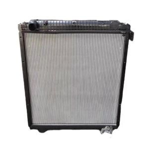 China Aluminum Core Plastic Water Tank Radiator Assembly for Heavy Automotive HOWO SHACMAN wholesale