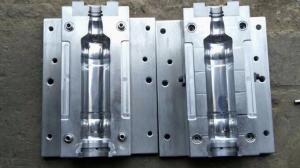 China Single / Multi Cavity Auto Injection Molding Machine Bottle Making Blowing Mould on sale