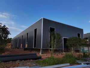 China Hot Dip Galvanized Moisture Proof Steel Frame Greenhouse Construction For Vegetable Greenhouse Warehouse wholesale