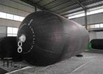 Hot-selling pneumatic rubber fenders are suspended on both sides of the hull to