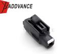 1 Way TS 187 Female Starter Connector Plug 90980-11400 / 6189-0413 For Toyota