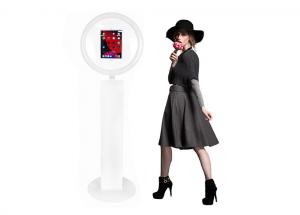 China 9.7 10.2 Ipad Photo Booth Mirror Digital Photo Booth Coin Operated Mini wholesale