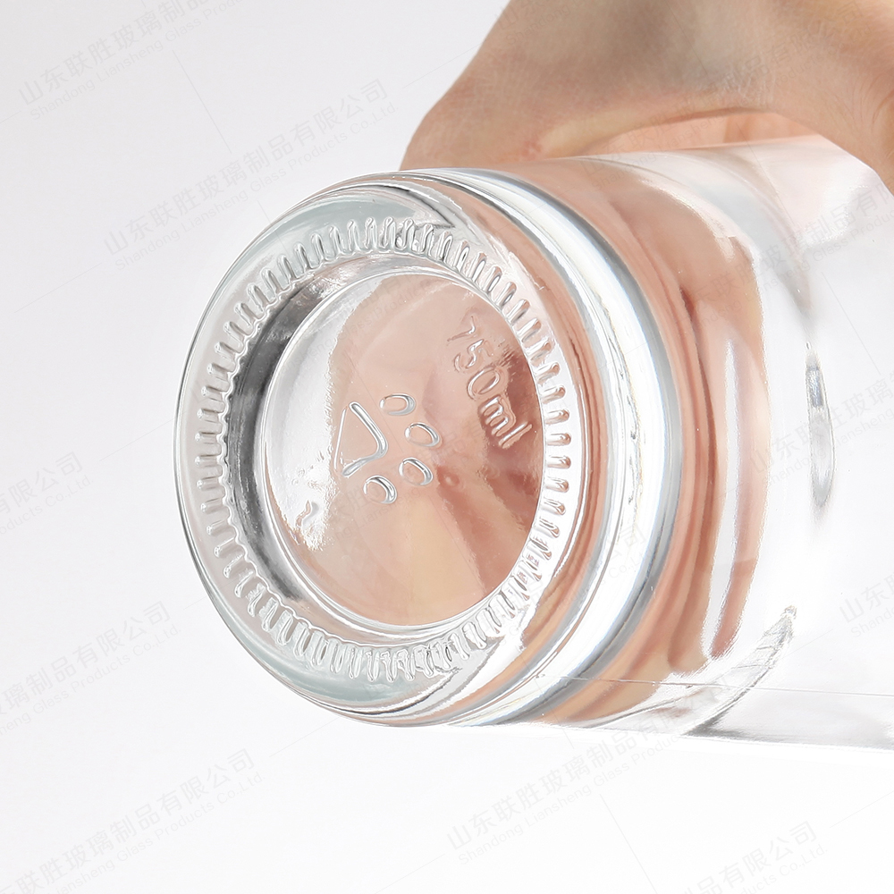 Beverage Industrial Clear 750ml Glass Liquor Wine Vodka Tequila Gin Bottle with Sealed Cork Lid