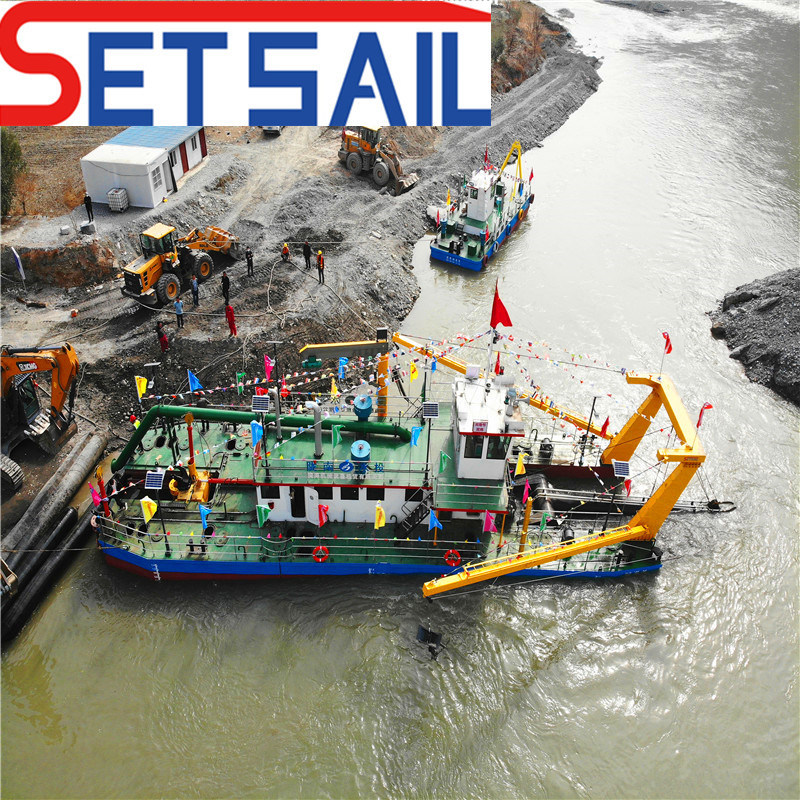 18inch Cutter Suction Dredger with Diesel Engine and Anchor Boom