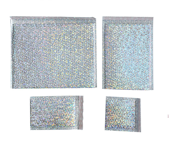 VMPET Surface Decorative Holographic Bubble Mailers Custom Printing