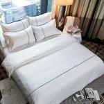 Simple Solid Color Quilt Cover Bedding Set , Hotel Collection Sheets Knitted