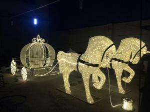 China led outdoor christmas decoration horse carriage wholesale