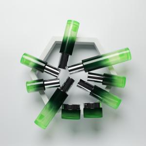 China Matte Cosmetic Packaging Set Reusable Green Round Shape 60ml 120ml wholesale