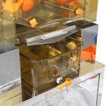 Commercial Automatic Green Lemon Automatic Orange Juicer Machine , Juice