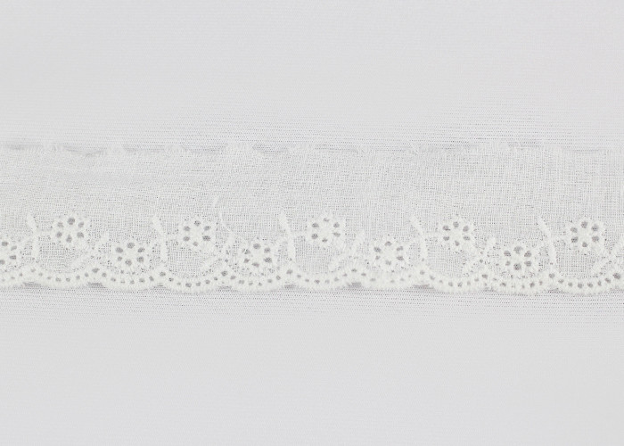 Embroidered Cotton Eyelet Lace Trim Broderie Anglaise Scallop Tape For Baby Suits