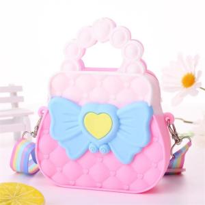 China Lightweight Durable Silicone Pencil Case for Stationery Organization Product Weight 110g wholesale