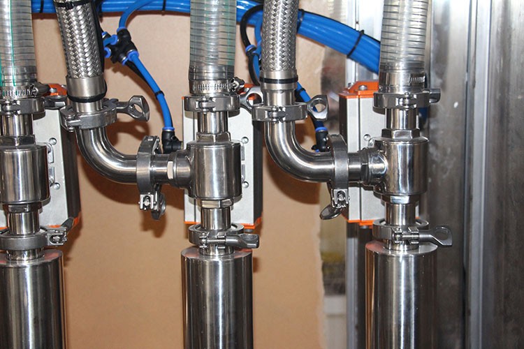 Full Automatic Detergent Piston Filling Machine Accurate Liquid Piston Filler
