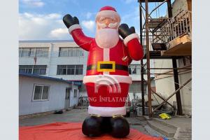 China Giant Inflatable Santa Claus With A Gift Bag Christmas Decorations Outdoor wholesale