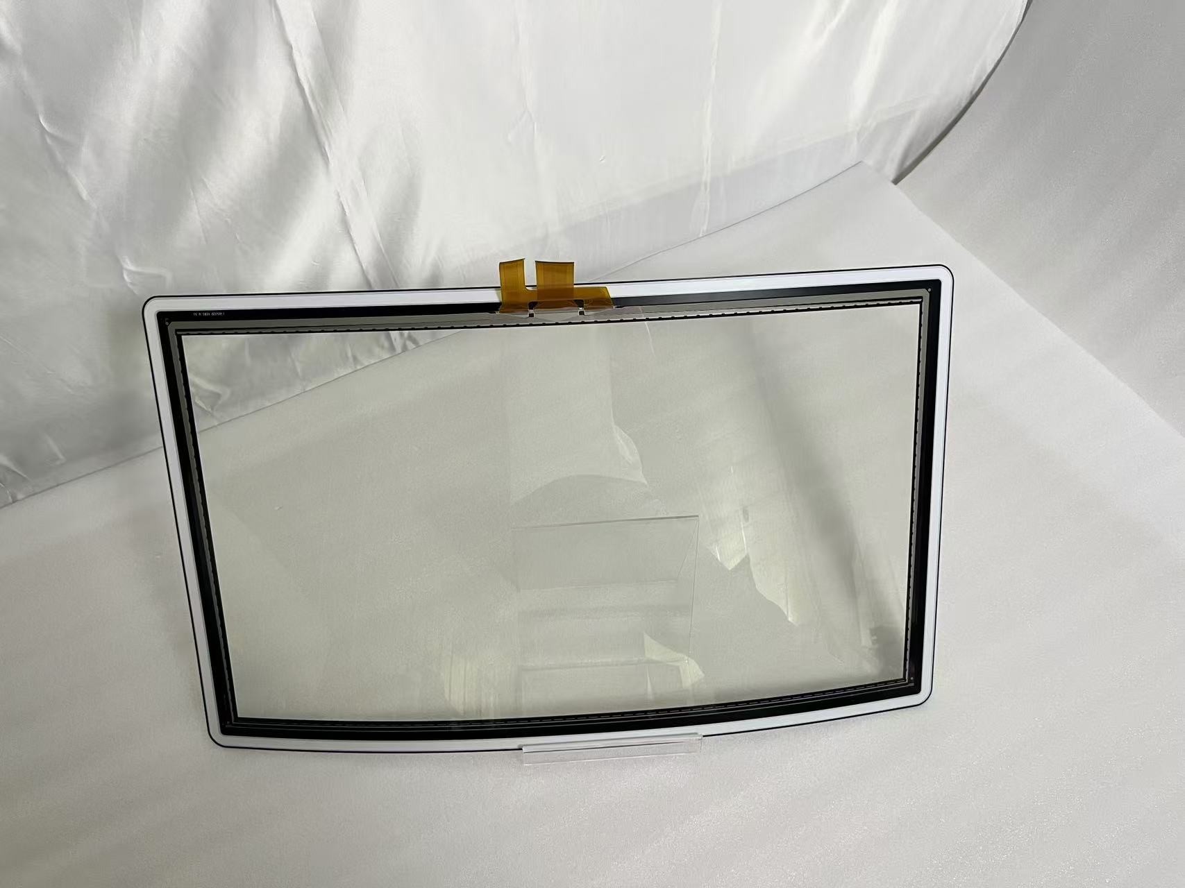 32 Inch USB Touch Panel with Multi Device Compatibility and Fast Response Time
