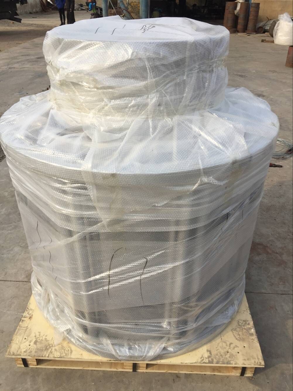 Hot sale!!! Forklift solid tire/OTR tire press machine TP300-Capacity 300TON