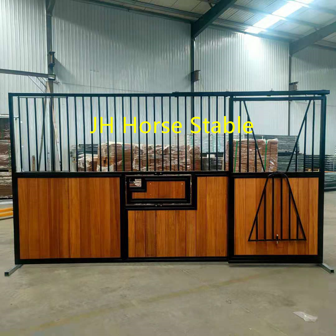 Sliding Door Standard Size 12ft X 12ft Horse Box Stalls