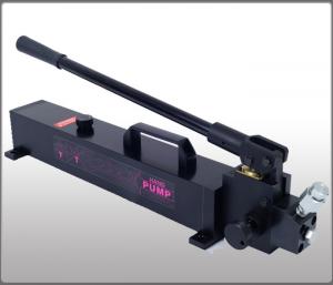 China Lightweight Low Pressure Hydraulic Hand Pump With 700Bar For Cylinder Use on sale