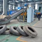 Recycle Truck Tyre Shredder 2t/D-3t/D Tire Shredding Equipment
