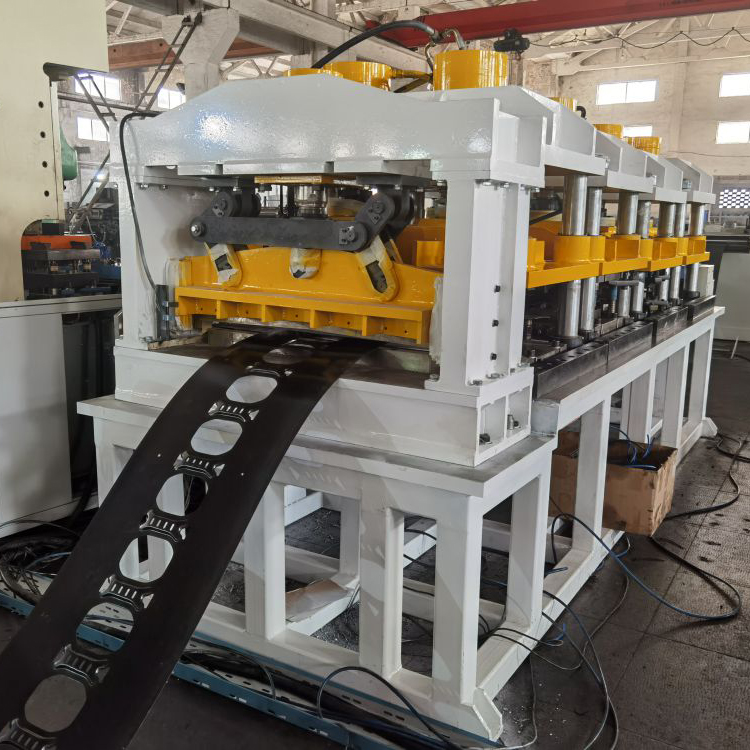 Cold Rolling Forming Rain Gutter Machine Maker For Aluminium Profile