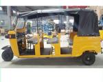 Motorized Three Wheel Taxi Motorcycle in Ghana with 151 200cc Displacement and