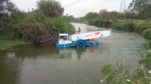 China 3m Length Power 25Kw High Quality High Efficiency Blue Cutter Aquatic Weed Harvester Mowing Stainless Steel Boat wholesale