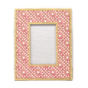 China Personalized Square Picture Frames , Economic Wood 15 X 10 Photo Frame wholesale