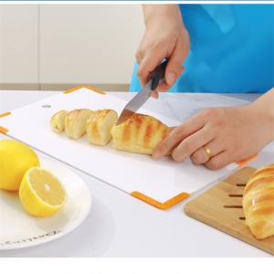 China Heat Resistant Food Grade Plastic Chopping Board With Scale wholesale