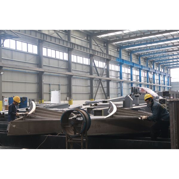 Industrial Pre Engineered Light Gauge Steel Structure Construction Rust Resistant