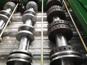 China Auto Floor Deck Roll Forming Machine , Steel Structure Metal Steel Roll Forming Machine wholesale
