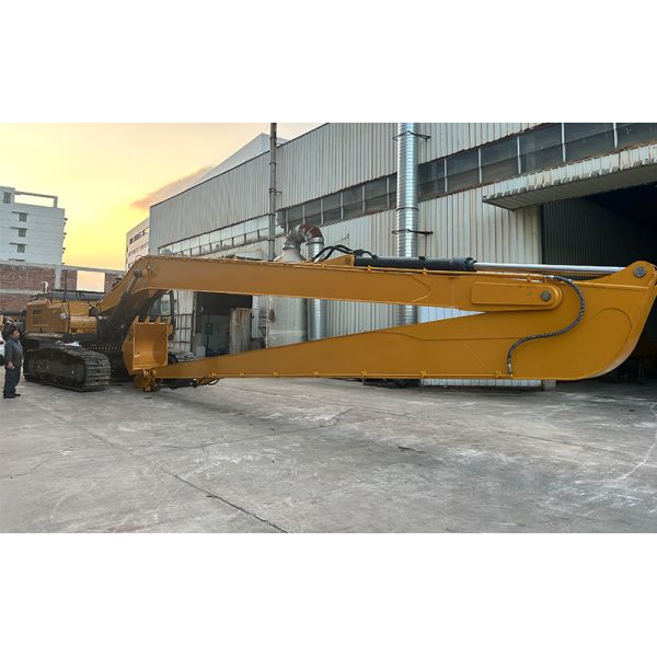 Excavator Long - Extended Reach Boom Experts
