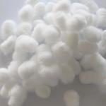 Medium Medical Cotton Balls Disposable Eco Friendly Bleached White For Hospital