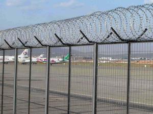 China Anti Corrosion Welded Wire Mesh Fence 2.5m Height Pvc Coated For Airport wholesale