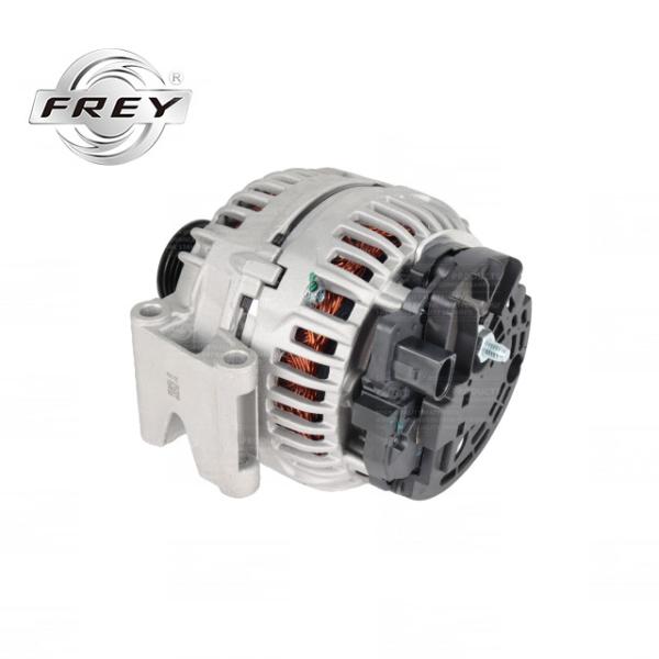 Car Alternator OEM 0009061202 For Mercedes W204 GLK X204 4-MATIC Frey Auto Parts