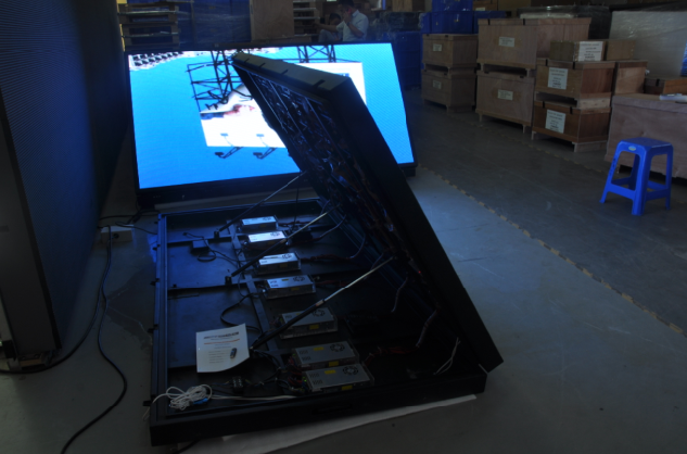 5mm Pixel Pitch Cold Rolled Iron Cabinet P5 Outdoor Double Sided LED Advertising Sign