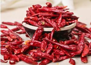 China Stemless Tientsin Dried Red Chilli Peppers 20000shu Single Herbs 7cm wholesale