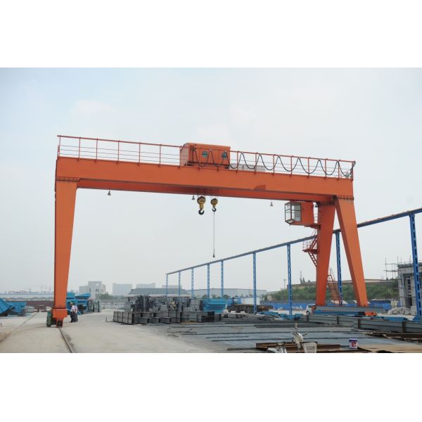 Customized Span Double Beam Mobile Gantry Crane with 50 Ton Lifting Capacity for Construction Sites
