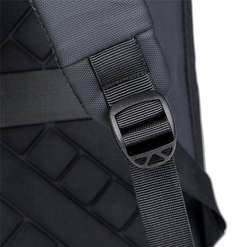 15.6inch black no logo unique laptop backpack EVA padded back