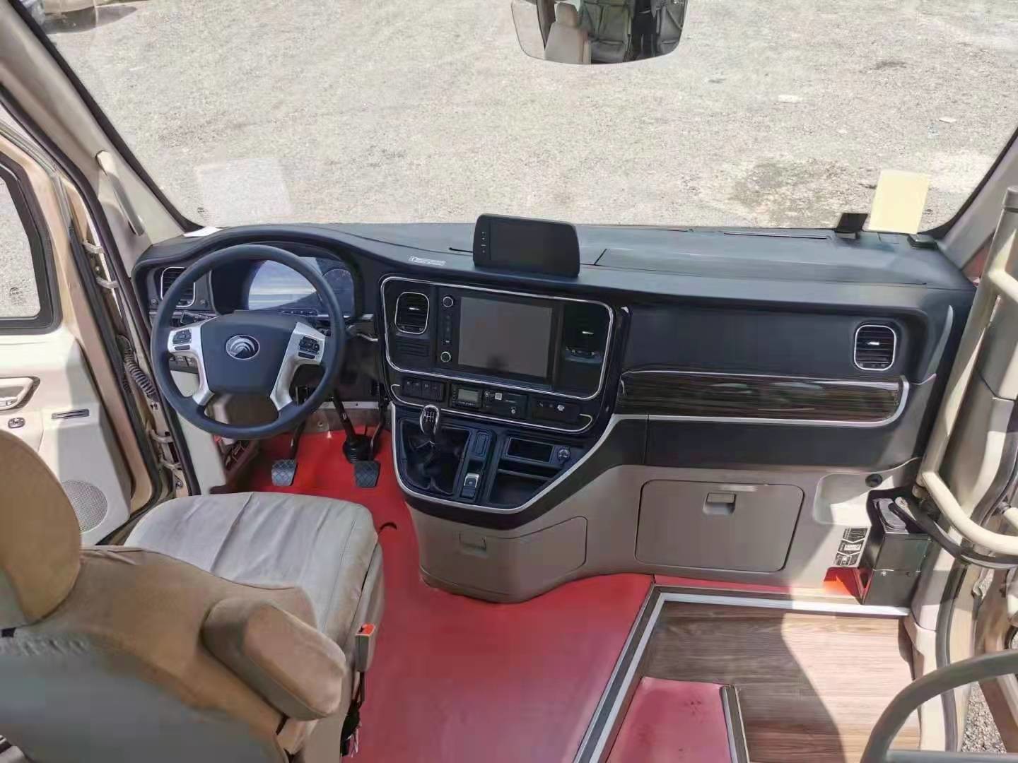 2018 Year 14 Seats Used Yutong Buses CL6 Used Mini Bus Diesel Engine With Luxury Seat