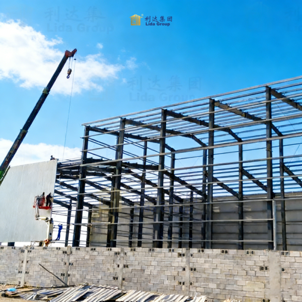 Earthquake Resistant Light Steel Structure Workshop with Quick Assembly and Flexible Layout