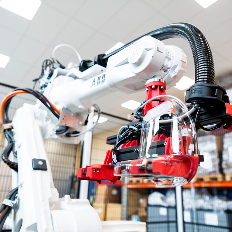 used ABB industrial robot IRB 4600 the robot arm 6 axis pick and place payload 60kg pick and place machine