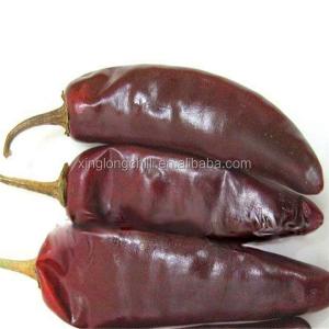 China Fine Chili Flakes Crushed Chilli Peppers Spicy Flavor 5 - 8 Mesh 25kg/Ctn wholesale