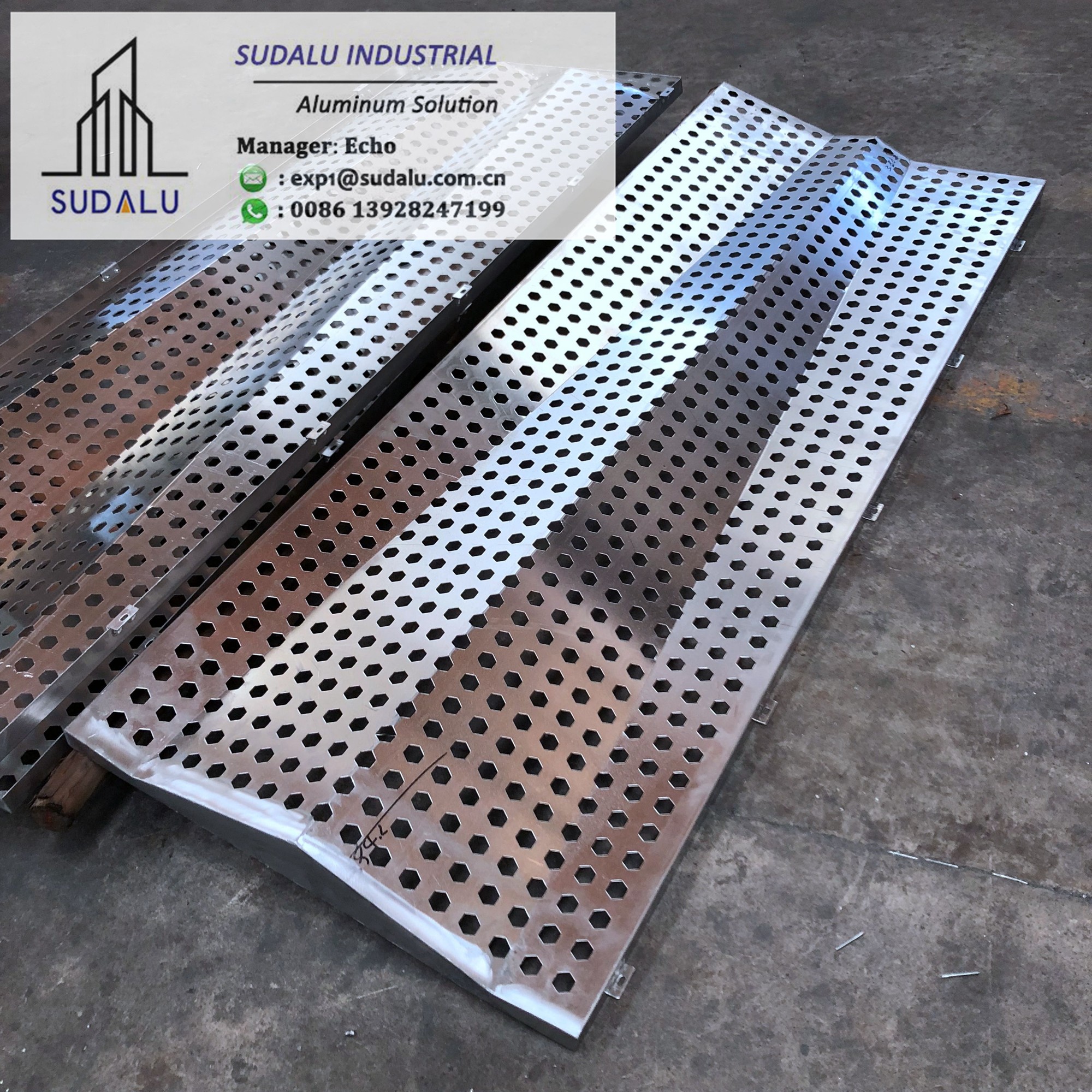 SUDALU Aluminum Perforated Panel Bending Shape Aluminum Panel for Wall Decoration