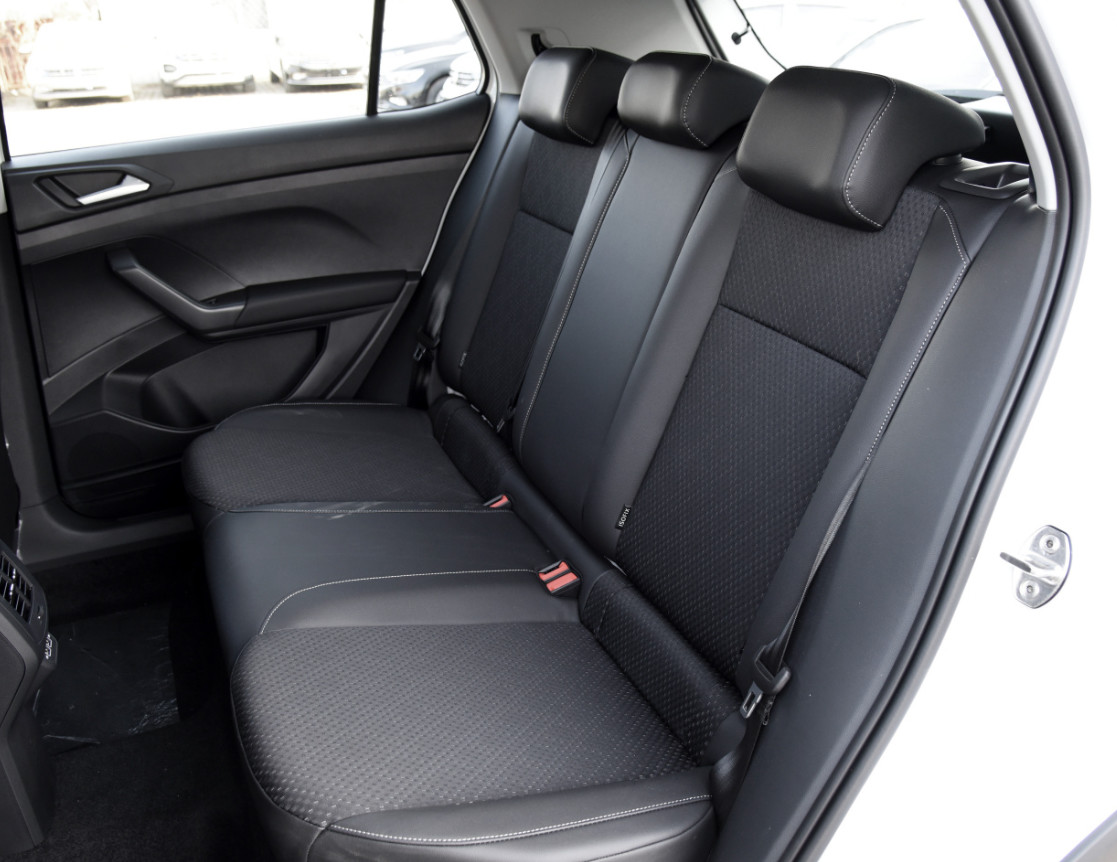 China Reliable Car Exporter Volkswagen TACQUA 2021 1.5L Small SUV 5 Door 5 Seats Good Price
