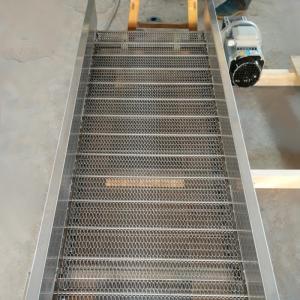 China Slat Low Profile Conveyor , Mobile Roller Conveyor Customized Size wholesale